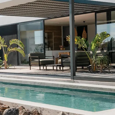 Mango - 3 Bedrooms - Heated Pool * Lajares
