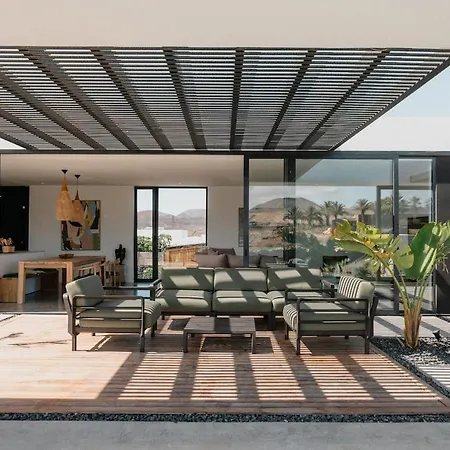 Βίλα Mango - 3 Bedrooms - Heated Pool Lajares
