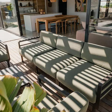 Βίλα Mango - 3 Bedrooms - Heated Pool *